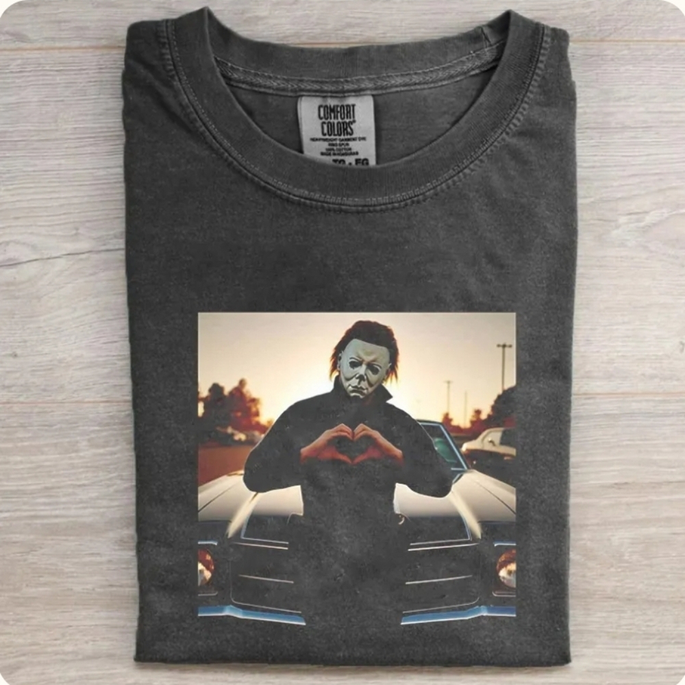 Micheal Myers heart hands 🫶 oversized vintage feel tee size L